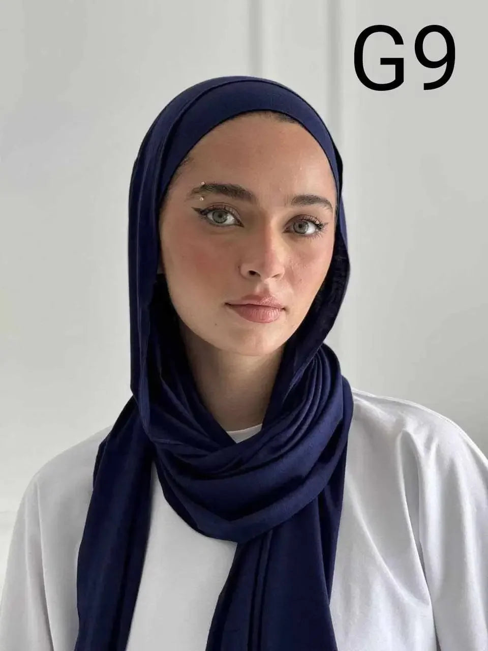 NAVY HIJAB WITH GEL UNDERCAP